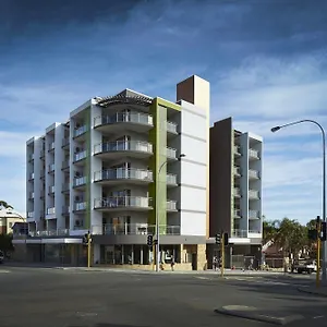 Baileys Serviced 4* Perth